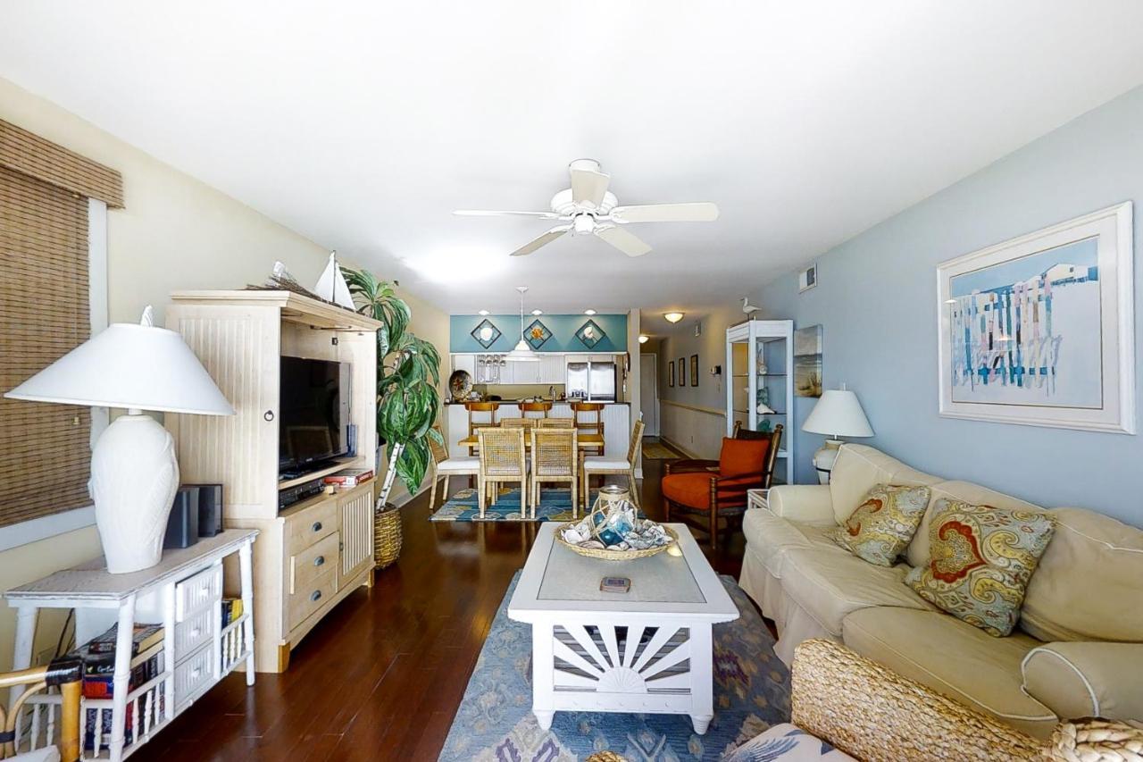 Breakers C-22 Apartment Pine Knoll Shores Exterior photo