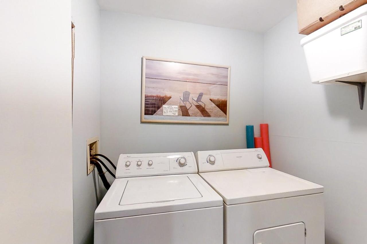 Breakers C-22 Apartment Pine Knoll Shores Exterior photo